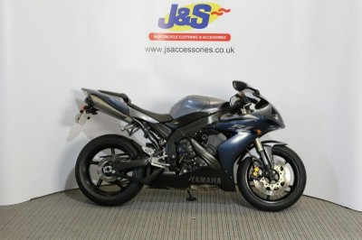 Image of Yamaha YZF R1 05