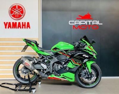 Image of Kawasaki ZX4 RR