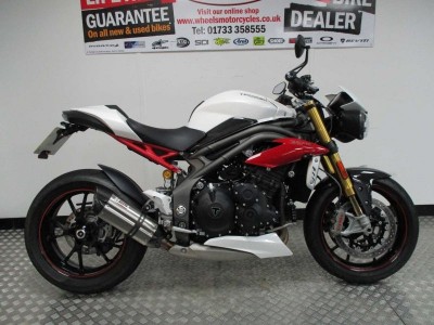Image of Triumph Speed Triple R 1050 ABS