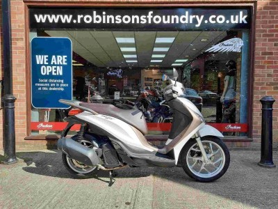 Image of Piaggio Medley 125 ABS Image of Piaggio Medley 125 ABS