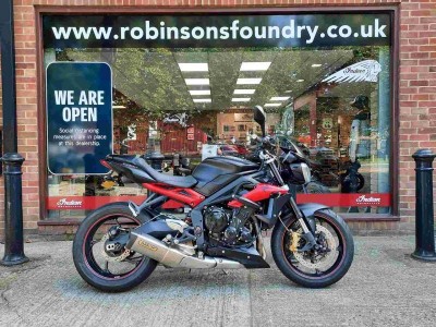 Image of Triumph Street Triple 675R ABS Image of Triumph Street Triple 675R ABS