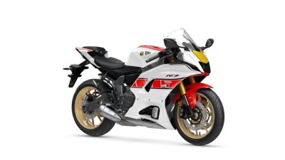 Image of Yamaha R7 WGP 60TH ANNIVERSARY