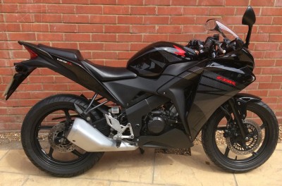 Image of 2015 (65)Honda CBR125 R-F Learner Legal Black Clean with History MOT